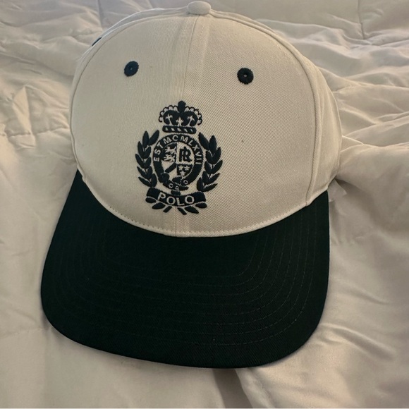 Polo Ralph Lauren Crest Ball Cap - New York Hat w/ leather strapWhite/Green
